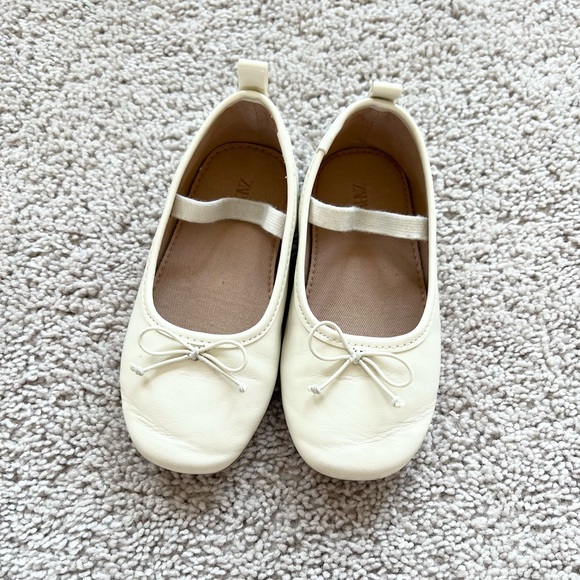 Zara Toddler Girl Leather Ballet Flats - Picture 1 of 4